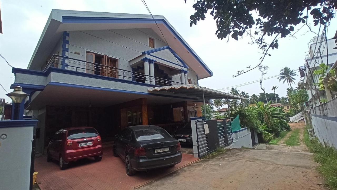 Ritu * Thiruvananthapuram